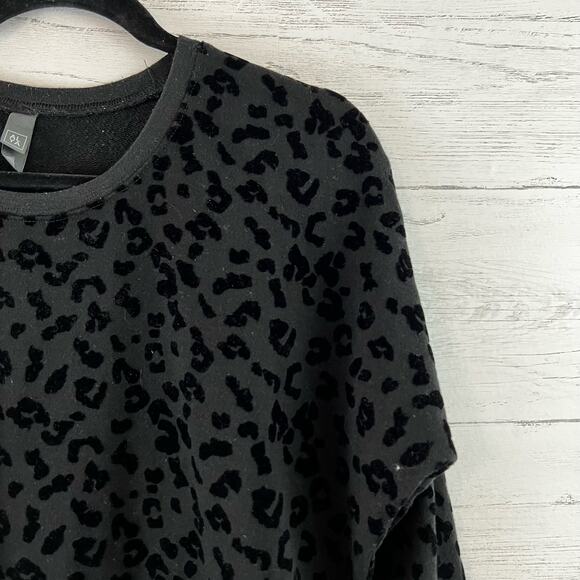 Alya Black Flocked Leopard Print Crew Neck Sweatshirt Size S - Picture 5 of 10